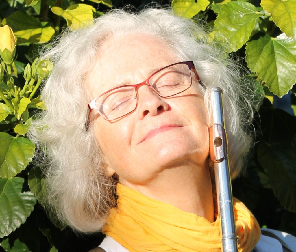 Nandin and Flute Nandin and Flute
